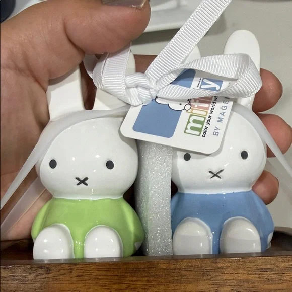 Miffy Ceramic Bunny Pair in Green and Blue - Picture 7 of 11
